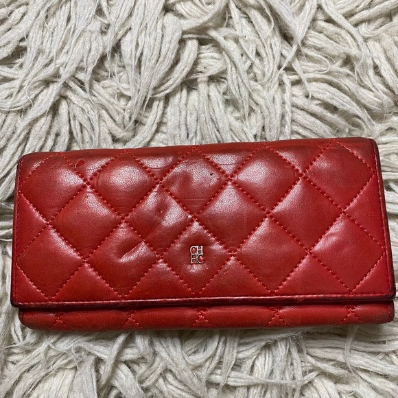 CH CAROLINA HERRERA QUILTED TRIFOLD WALLET